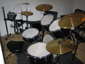 The acoustic to electric drum set with the Smartrigger cymbals.